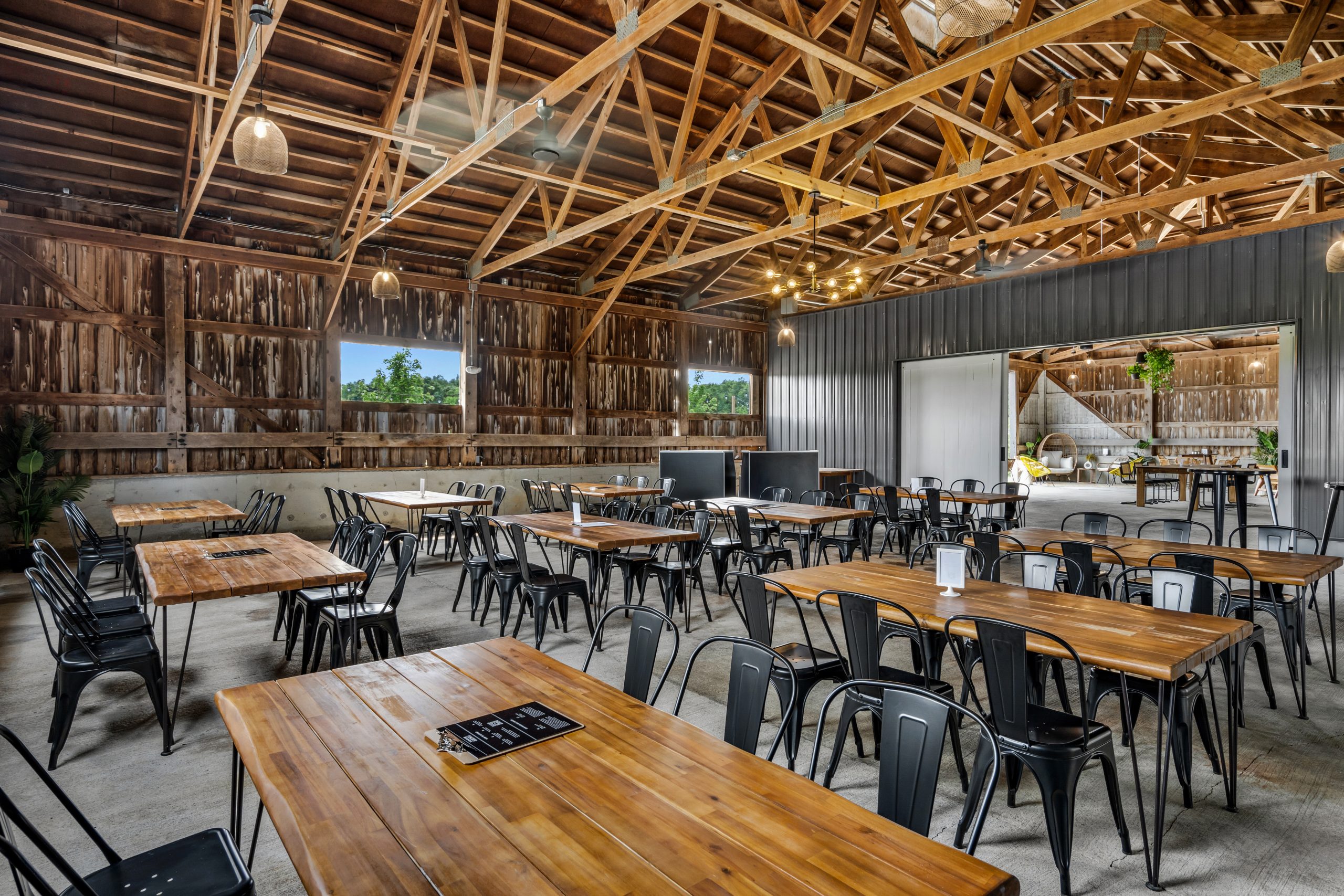 Vineyard Room Taphouse