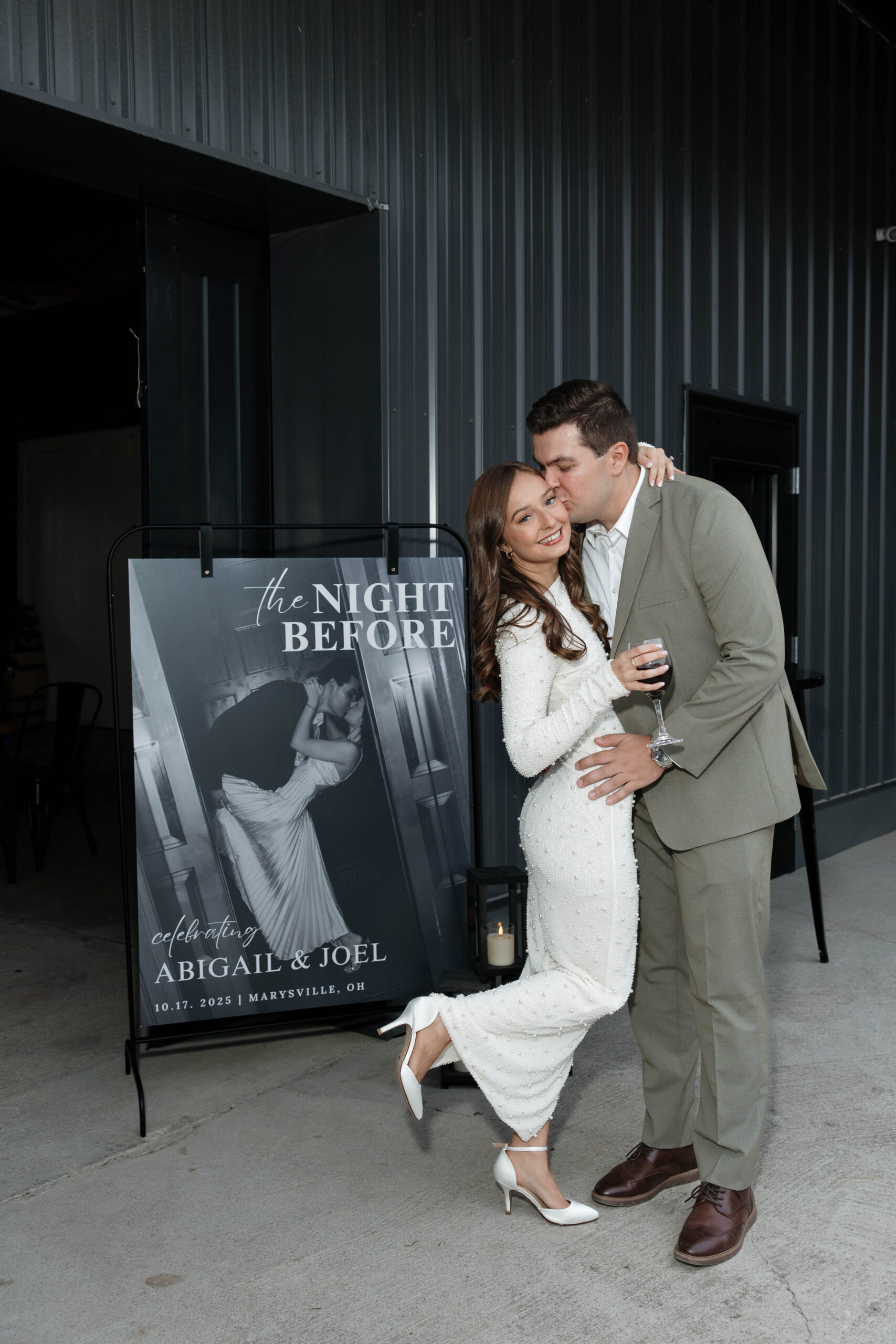 Rehearsal Dinner Vineyard Room Guests smiling and enjoying a casual weekend outdoors at Retreat 21 near Columbus, Ohio