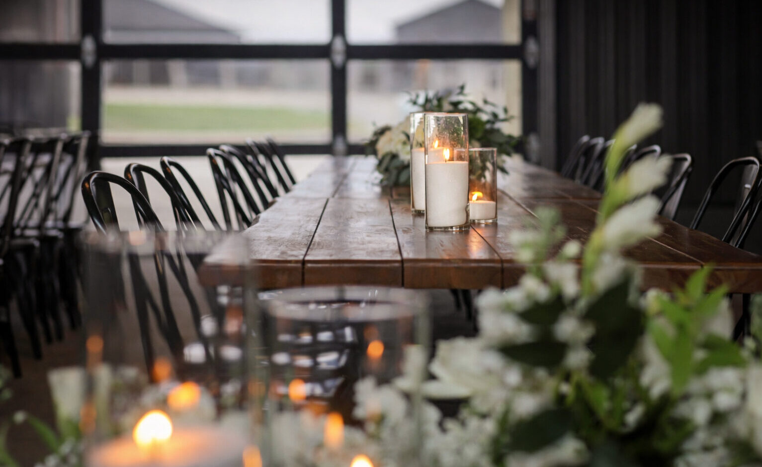 Geodome in the woods surrounded by fall foliage at Retreat 21 near Columbus, Ohio